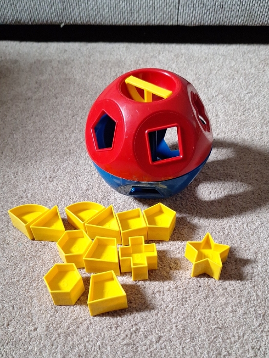 Tupperware Other - Tuppwrware Sorting Toy